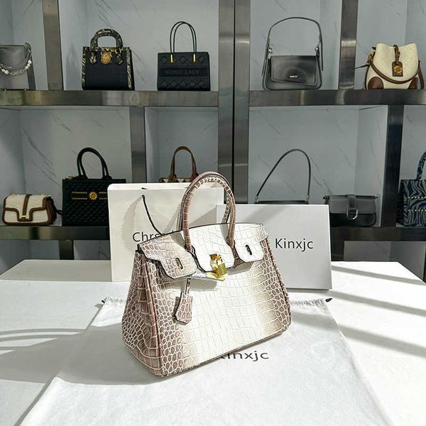 luxury h ermes brikis's handbags for women leather crocodile pattern handbag 2023 new luxury high-capacity commuter bag with real logo 
luxury h ermes brikis's handbags for women leather crocodile pattern handbag 2023 new luxury high-capacity commuter bag with real logo