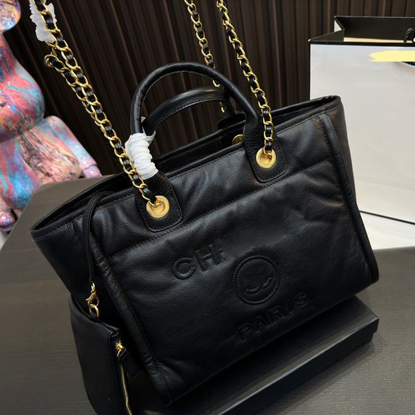 designer womens shoulder bag oversized shopping bag travel bag cowhide classic print handbag matelasse chain luxury handbag crossbody bags 3
designer womens shoulder bag oversized shopping bag travel bag cowhide classic print handbag matelasse chain luxury handbag crossbody bags 3