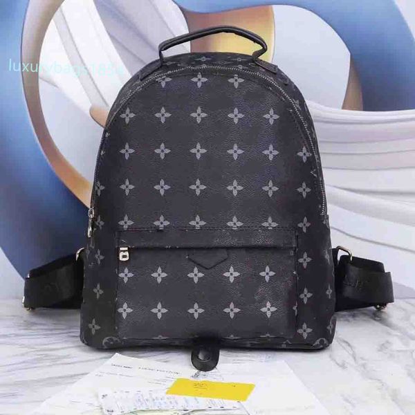 2023 designer backpack classic large size waterproof design carrying fashion expert backpack luxury travel bag black backpack men's and
2023 designer backpack classic large size waterproof design carrying fashion expert backpack luxury travel bag black backpack men's and