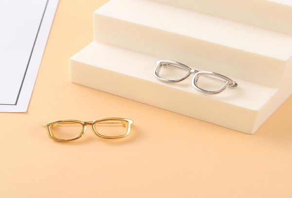golden glasses shape clothes brooches lovers alloy hollow out eyeglasses lapel pins women men sweater backpack hat clothing8278532, Gray
golden glasses shape clothes brooches lovers alloy hollow out eyeglasses lapel pins women men sweater backpack hat clothing8278532, Gray