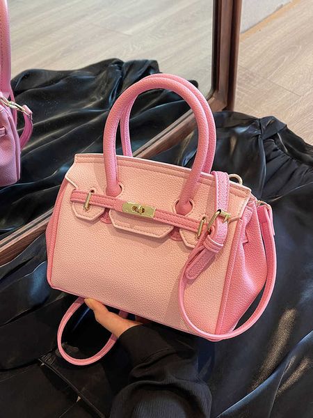 factory designer h ermes brikiss evening bags for women large capacity bag womens 2023 new high class air one shoulder crossbody with real l
factory designer h ermes brikiss evening bags for women large capacity bag womens 2023 new high class air one shoulder crossbody with real l
