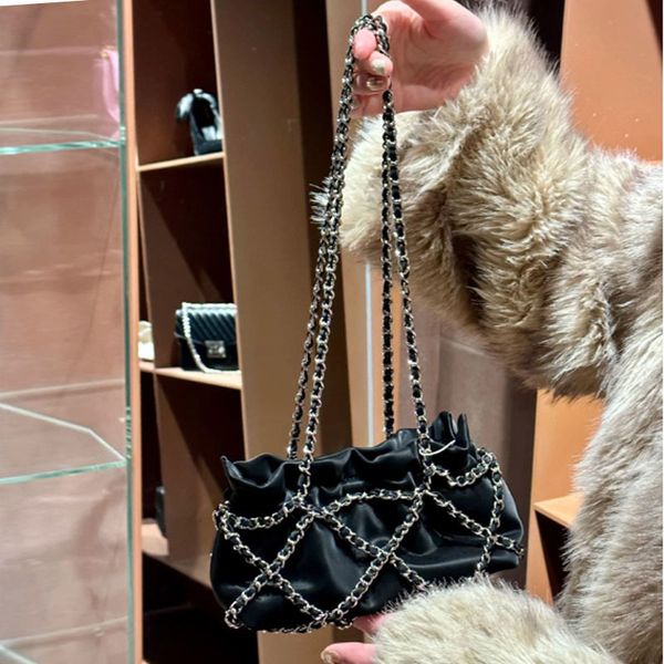 evening bags design women chest bag 2023 fashion leisure shoulder crossbody saddle 230809
evening bags design women chest bag 2023 fashion leisure shoulder crossbody saddle 230809