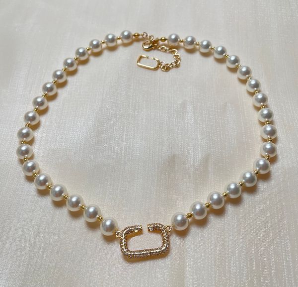 classic design designer pearl necklace bracelet earrings set for woman luxury letter v pearl necklace charm necklace birthday wedding jewelr, Silver
classic design designer pearl necklace bracelet earrings set for woman luxury letter v pearl necklace charm necklace birthday wedding jewelr, Silver