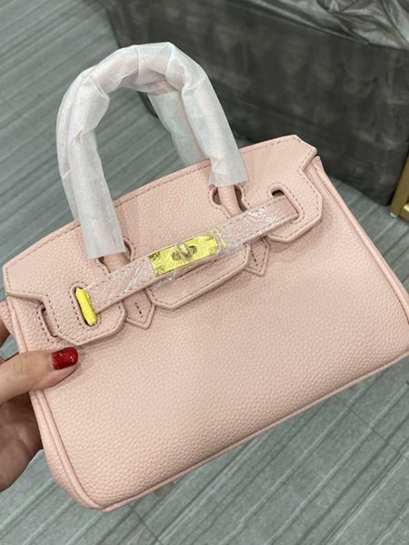 h ermes brikiss evening bags for women litchi pattern bag cowhide real one shoulder macaron color portable commuter with real logo
h ermes brikiss evening bags for women litchi pattern bag cowhide real one shoulder macaron color portable commuter with real logo