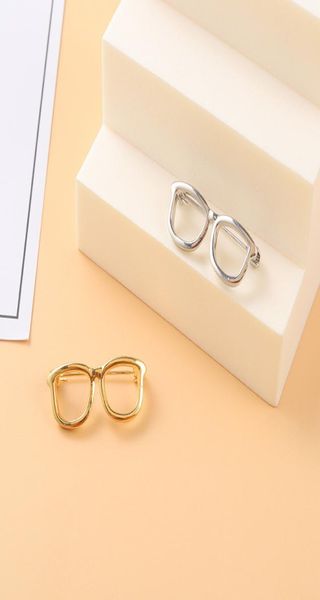 golden glasses shape clothes brooches lovers alloy hollow out eyeglasses lapel pins women men sweater backpack hat clothing2063193, Gray
golden glasses shape clothes brooches lovers alloy hollow out eyeglasses lapel pins women men sweater backpack hat clothing2063193, Gray