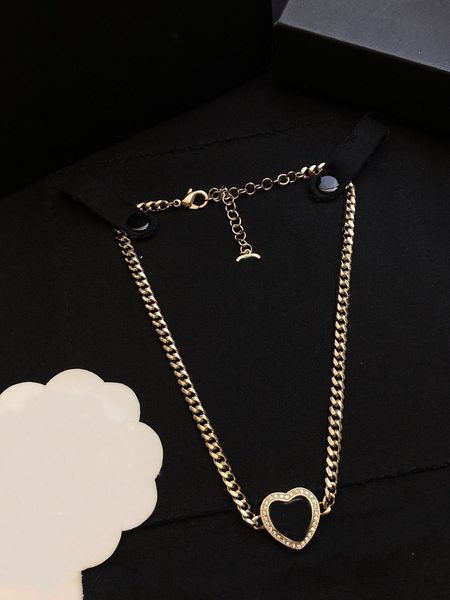 new designer fashion women's channel necklace pendant popular brand necklace pearl necklace collar chain punk style duhret, Silver
new designer fashion women's channel necklace pendant popular brand necklace pearl necklace collar chain punk style duhret, Silver
