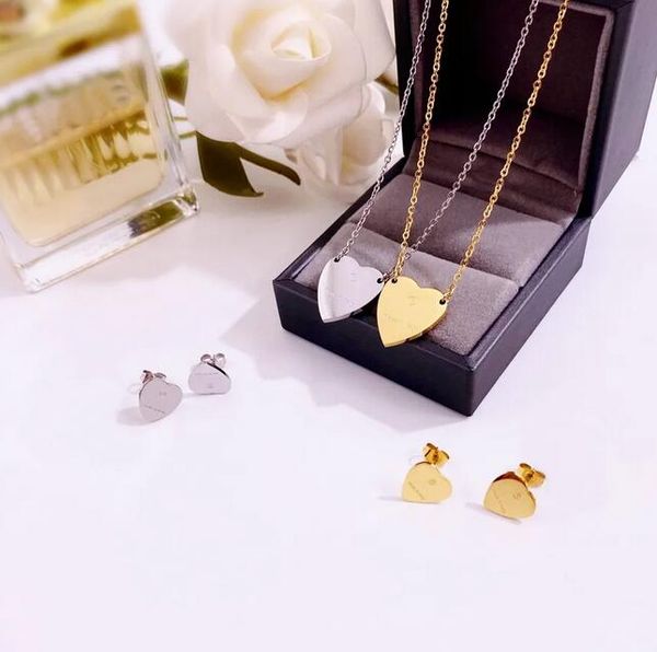 fashion heart jewelry sets women lady titanium steel 18k plated gold earrings choker necklaces sets with g letter heart pendant, Silver
fashion heart jewelry sets women lady titanium steel 18k plated gold earrings choker necklaces sets with g letter heart pendant, Silver