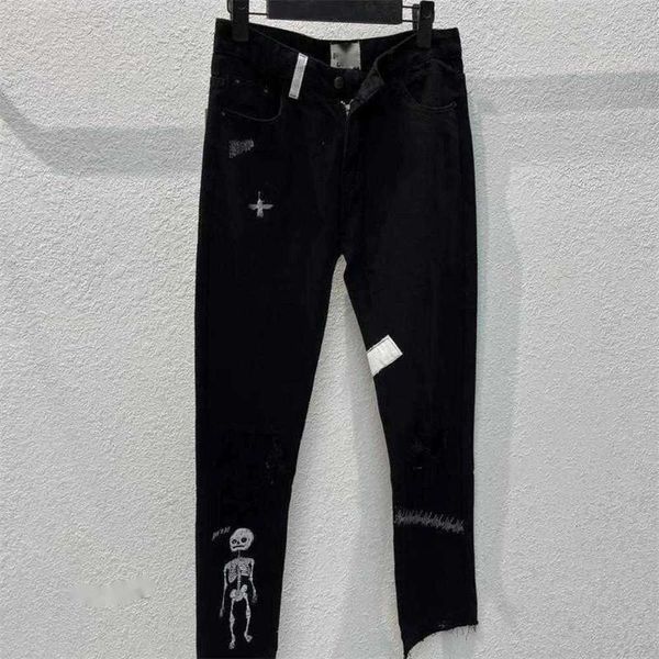 galleys jeans long pants hem skull embroidery high street style casual jeans for men and women, Blue
galleys jeans long pants hem skull embroidery high street style casual jeans for men and women, Blue