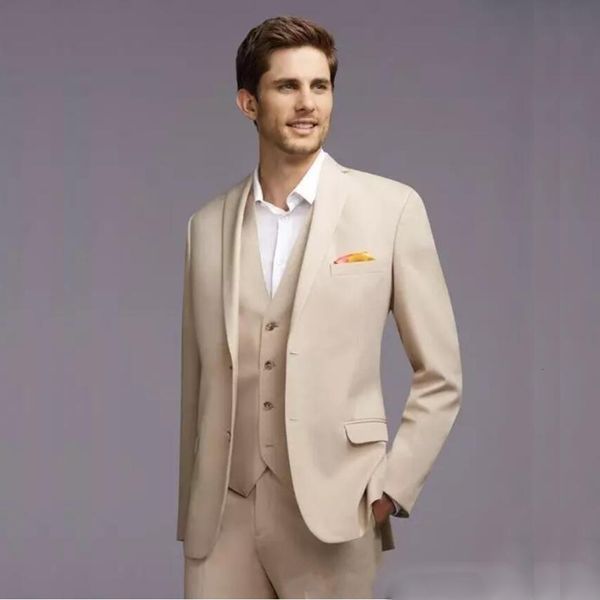 men's suits blazers the latest fashion of creamcolored groom wedding suit jacket pants vest for man customized tuxedos 230809, White;black
men's suits blazers the latest fashion of creamcolored groom wedding suit jacket pants vest for man customized tuxedos 230809, White;black