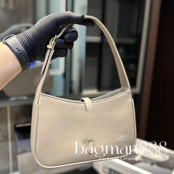 luxury designer bag handbag shoulder bags women adjustable strap leather handbag mini hobo bags purse crocodile wallet crossbody tote bags c
luxury designer bag handbag shoulder bags women adjustable strap leather handbag mini hobo bags purse crocodile wallet crossbody tote bags c