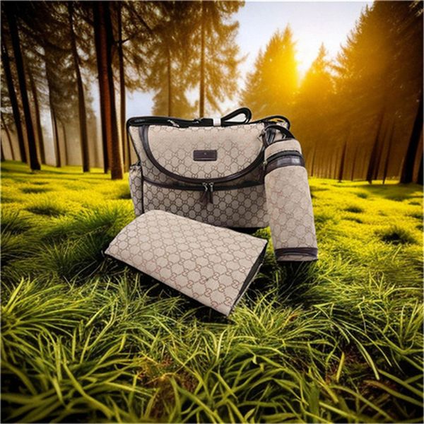2023 autumn and winter new multi-functional maternal waterproof diaper bag lightweight large capacity single shoulder crossbody bag mommy ba
2023 autumn and winter new multi-functional maternal waterproof diaper bag lightweight large capacity single shoulder crossbody bag mommy ba