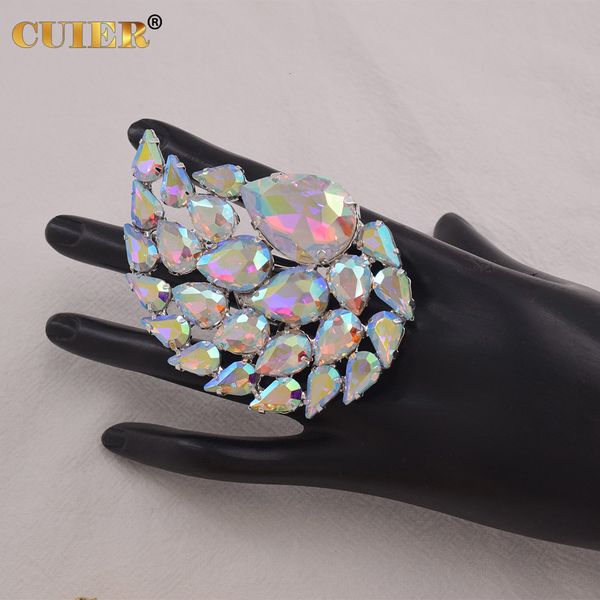 solitaire ring cuier 8cm huge size water drop rings for women bling bling glass gem wedding jewelry fashion tv show jewelry 230810, Golden;silver
solitaire ring cuier 8cm huge size water drop rings for women bling bling glass gem wedding jewelry fashion tv show jewelry 230810, Golden;silver