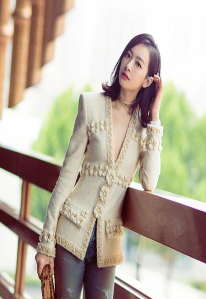 lady winter flower nail bead woolen jacket women vintage casaco femme warm tweed coat elegant overcoat4244426, Black;brown
lady winter flower nail bead woolen jacket women vintage casaco femme warm tweed coat elegant overcoat4244426, Black;brown
