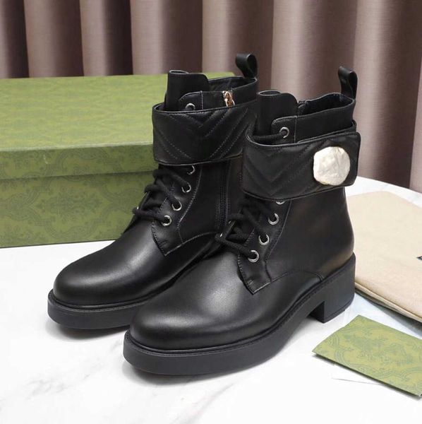 autumn and winter thick sole women's boots leather round toe flat ankle boots fashion black designer british style chelsea martin boots
autumn and winter thick sole women's boots leather round toe flat ankle boots fashion black designer british style chelsea martin boots