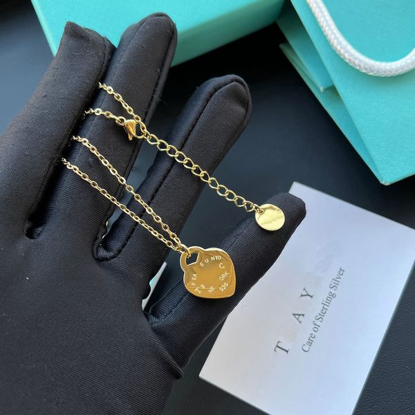 necklace 925 silver diamond love gift necklace with designer logo charming women brand summer jewelry 18k gold plated chain letter pendant n
necklace 925 silver diamond love gift necklace with designer logo charming women brand summer jewelry 18k gold plated chain letter pendant n