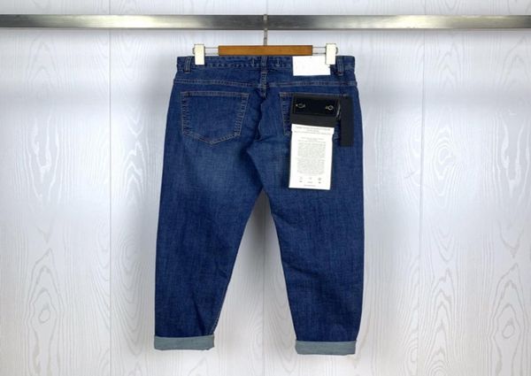 2020 new compass patches men jeans skinny letters embroidery straight fashion denim pants biker hommes zipper fly trouser sxl9352541, Blue
2020 new compass patches men jeans skinny letters embroidery straight fashion denim pants biker hommes zipper fly trouser sxl9352541, Blue