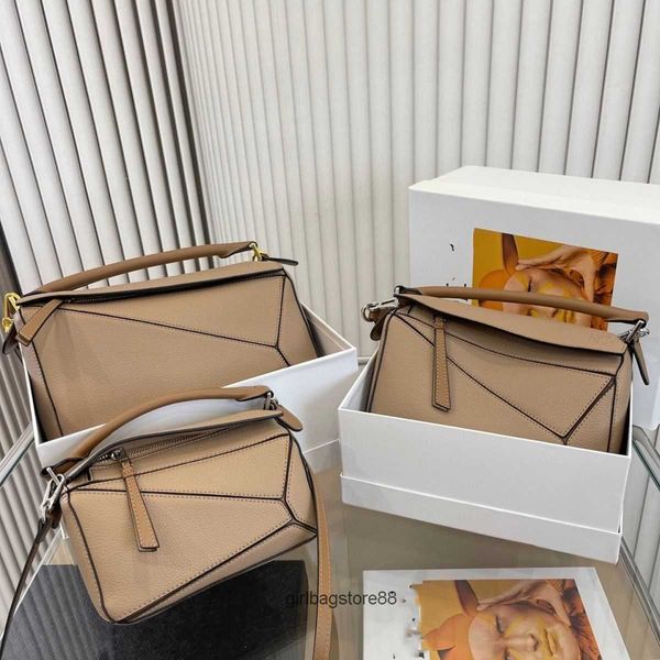 lowe bag lady lowe designer 2023 purse classic bags bag summer fashion puzzle women's geometry handheld shoulder crossbody light luxury
lowe bag lady lowe designer 2023 purse classic bags bag summer fashion puzzle women's geometry handheld shoulder crossbody light luxury