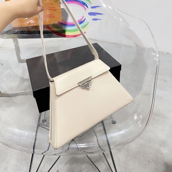 designer shoulder bags woman fashion handbag leather underarm crossbody bag classic letters shopping wallets luxury bags high quality
designer shoulder bags woman fashion handbag leather underarm crossbody bag classic letters shopping wallets luxury bags high quality