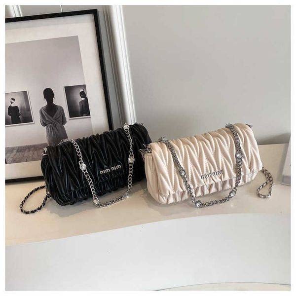 chain designer muimui bags for ladies small design pleated bag 2023 new fashion simple trend one shoulder oblique straddle bag advanced smal
chain designer muimui bags for ladies small design pleated bag 2023 new fashion simple trend one shoulder oblique straddle bag advanced smal