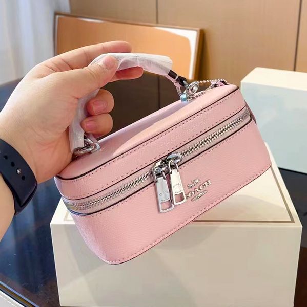 5a quality womens trunk box lunch bag cosmetic luxurys designer mens shoulder bags crossbody leather makeup hand vacation toiletry totes van
5a quality womens trunk box lunch bag cosmetic luxurys designer mens shoulder bags crossbody leather makeup hand vacation toiletry totes van