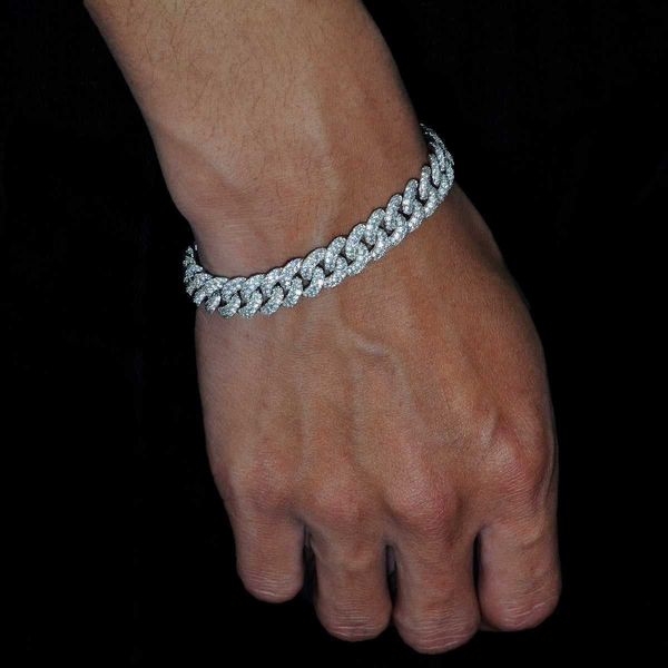 hip hop jewelry cuban chain vogue design custom silver 8mm double rows iced out moissanite cuban link bracelet
hip hop jewelry cuban chain vogue design custom silver 8mm double rows iced out moissanite cuban link bracelet