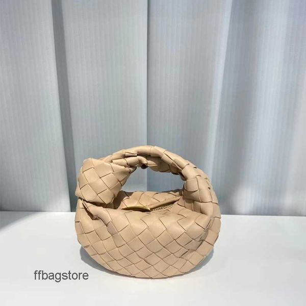 jodie bottegaa venetaa designer evening design bags women's spring versatile fashion woven small handbag 2023 bag mini girl wrist purse
jodie bottegaa venetaa designer evening design bags women's spring versatile fashion woven small handbag 2023 bag mini girl wrist purse