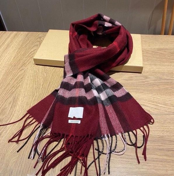 top New Women Man Designer Scarf fashion brand 100% Cashmere Scarves For Winter and mens Long Wraps Size 180x30cm Christmas gift B668 UW5W
top New Women Man Designer Scarf fashion brand 100% Cashmere Scarves For Winter and mens Long Wraps Size 180x30cm Christmas gift B668 UW5W