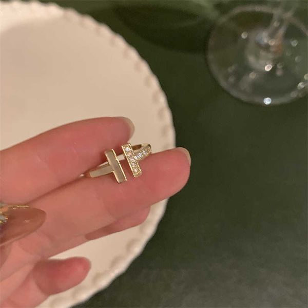 light luxury white fritillaria zircon ring for female ins small design high grade layered fashion open, Silver
light luxury white fritillaria zircon ring for female ins small design high grade layered fashion open, Silver