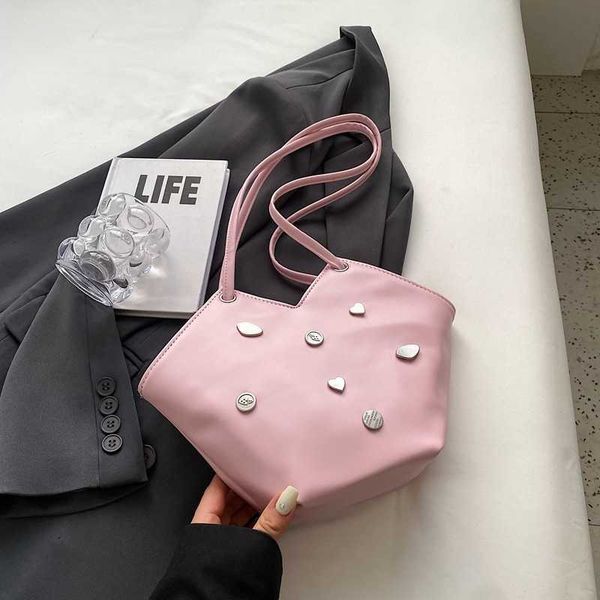 shoulder bags large capacity bag for women new simple and versatile with small design classroom commuting tote
shoulder bags large capacity bag for women new simple and versatile with small design classroom commuting tote