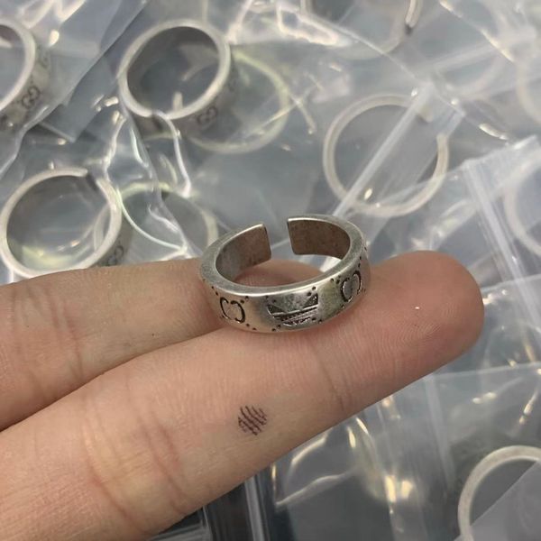 flower letter carving open ring simple personality fashion personality woman men couple rings fashion jewelry gifts with box cgr6 --14, Golden;silver
flower letter carving open ring simple personality fashion personality woman men couple rings fashion jewelry gifts with box cgr6 --14, Golden;silver