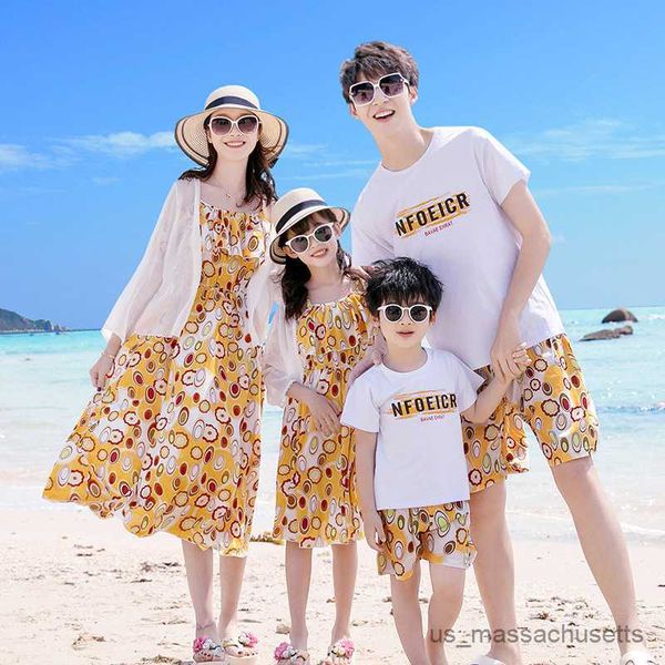 family matching outfits summer beach family matching outfits mum daughter floral dress dad son cotton t-shirt shorts couple clothes holiday, Blue
family matching outfits summer beach family matching outfits mum daughter floral dress dad son cotton t-shirt shorts couple clothes holiday, Blue