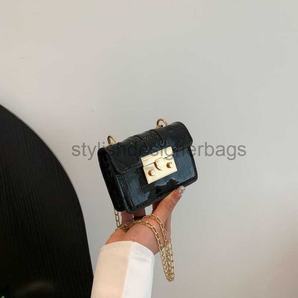 cross body solid stone pattern lock chain mini chain small bag for women 2023 summer new fashion lipstick one shoulder crossbody bagstylishd
cross body solid stone pattern lock chain mini chain small bag for women 2023 summer new fashion lipstick one shoulder crossbody bagstylishd