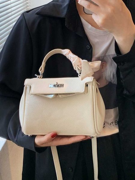 real leather tote bags h ermes brikiss for women popular small bag for women this year 2023 new summer versatile crossbody texture chain wit
real leather tote bags h ermes brikiss for women popular small bag for women this year 2023 new summer versatile crossbody texture chain wit
