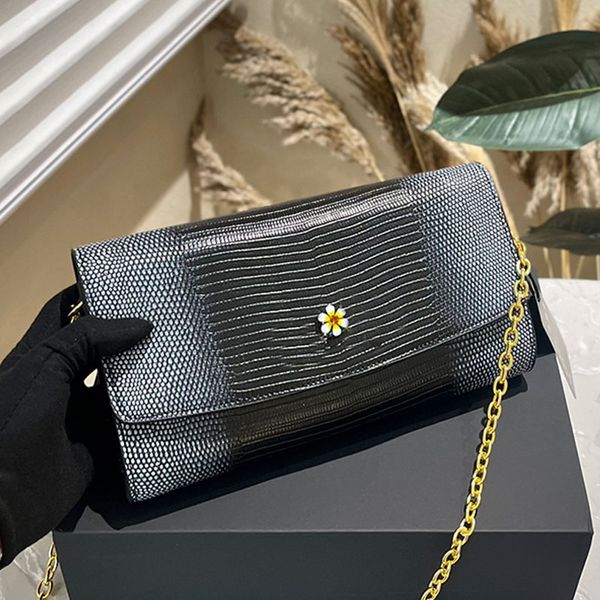 chain flap crossbody bag women hobo shoulder bags sheepskin leather diamond letter golden hardware crocodile pattern plain clutch hand long
chain flap crossbody bag women hobo shoulder bags sheepskin leather diamond letter golden hardware crocodile pattern plain clutch hand long