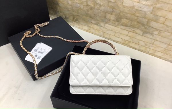 10a colors chain magnetic hasp metal zip handles chip authentication mini caviar sheepskin womens chain wallets with box purses shoulder bag, Red;black
10a colors chain magnetic hasp metal zip handles chip authentication mini caviar sheepskin womens chain wallets with box purses shoulder bag, Red;black