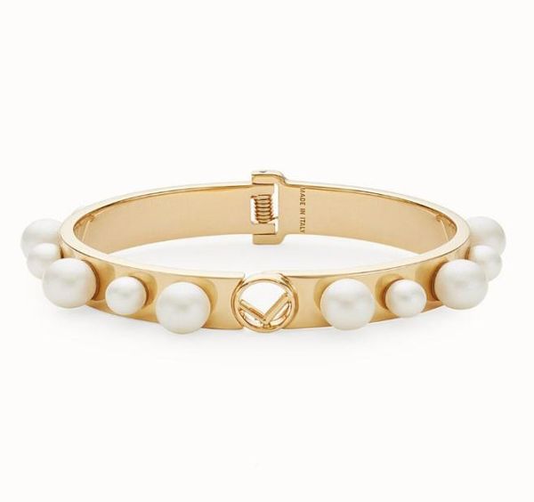 luxury designer bracelet for womens brand classic letters fashion gold bracelets pearl bangle silver diamond jewelry 2002744, Black
luxury designer bracelet for womens brand classic letters fashion gold bracelets pearl bangle silver diamond jewelry 2002744, Black