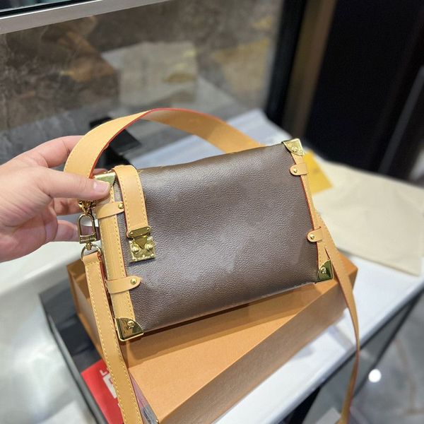 cruise spring side trunk bags nicolas ghesquiere petite malle box handbag monograms s-lock square designer tote women shoulder cross body pu
cruise spring side trunk bags nicolas ghesquiere petite malle box handbag monograms s-lock square designer tote women shoulder cross body pu