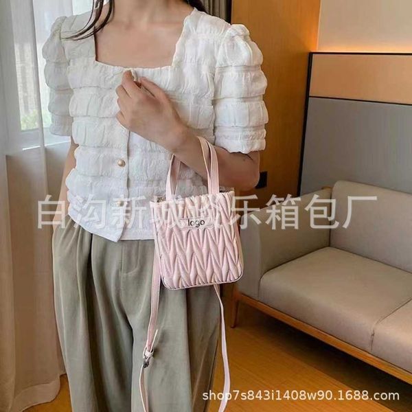 muimui bags for ladies 2023 new high designer end luxury small and versatile folded soft leather small square bag with fashion texture handh
muimui bags for ladies 2023 new high designer end luxury small and versatile folded soft leather small square bag with fashion texture handh