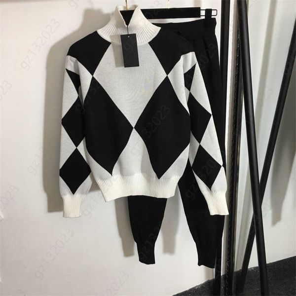 designer tracksuit lady knit two piece set sweatshirt with sweatpants large diamond-print turtleneck sweater and elastic-waisted drawstring, White
designer tracksuit lady knit two piece set sweatshirt with sweatpants large diamond-print turtleneck sweater and elastic-waisted drawstring, White