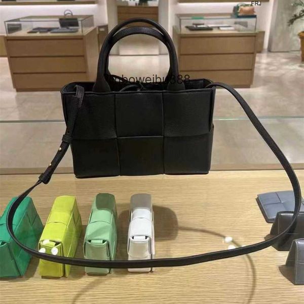 aa designer handbags bottegasvenetas bags candy arcos womens bag arco handbag mini tote one shoulder crossbody have frj oywj
aa designer handbags bottegasvenetas bags candy arcos womens bag arco handbag mini tote one shoulder crossbody have frj oywj
