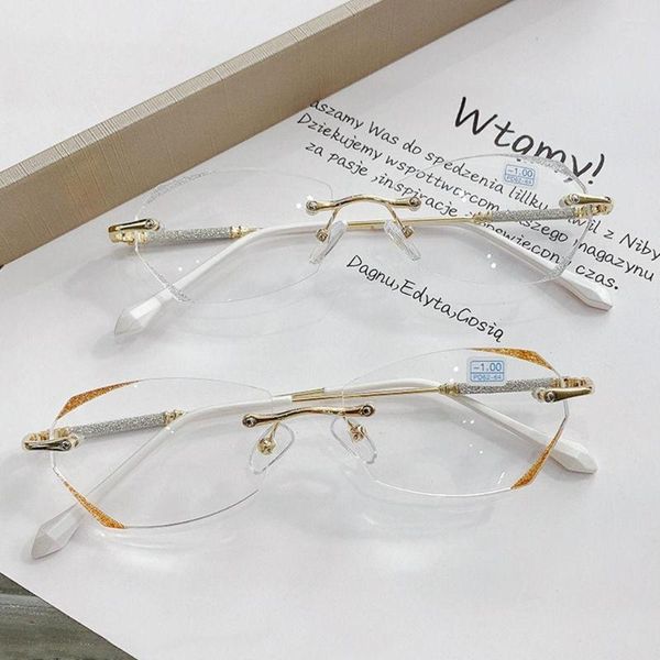 sunglasses men women anti-blue light diamond myopia glasses shiny eye protection ultra eyeglasses vision care 100-400 diopter914, White;black
sunglasses men women anti-blue light diamond myopia glasses shiny eye protection ultra eyeglasses vision care 100-400 diopter914, White;black