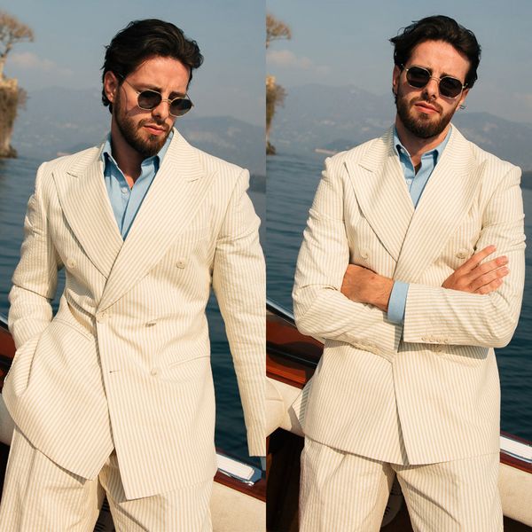striped men's wedding tuxedos suits double breasted groom wear peaked lapel coat 2 pcs customize for male( jacket+pants), Black;gray
striped men's wedding tuxedos suits double breasted groom wear peaked lapel coat 2 pcs customize for male( jacket+pants), Black;gray
