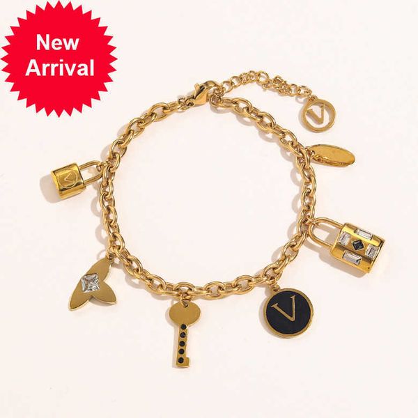 2022 new fashionable classic bracelets women bangle 18k gold plated stainless steel crystal love gift wristband cuff chain designer jewelry, Black
2022 new fashionable classic bracelets women bangle 18k gold plated stainless steel crystal love gift wristband cuff chain designer jewelry, Black