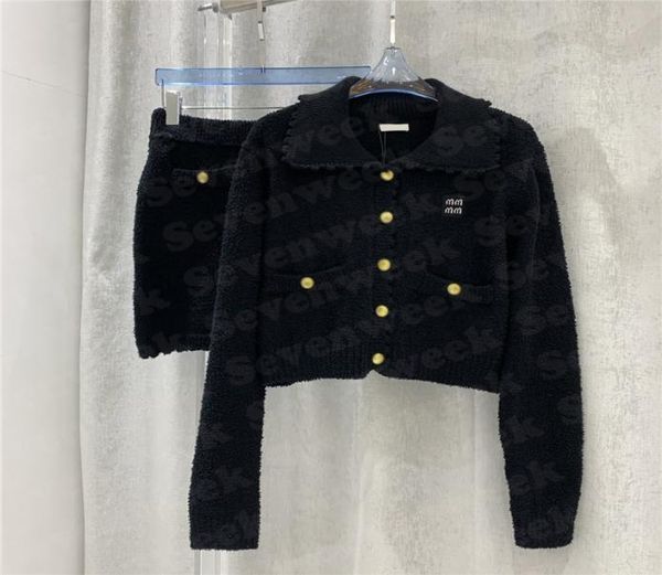 doll neck knitting coat dress suit for women luxuty gold buckle fleece ladies cardigan skirts two piece sets4515675, Black;gray
doll neck knitting coat dress suit for women luxuty gold buckle fleece ladies cardigan skirts two piece sets4515675, Black;gray