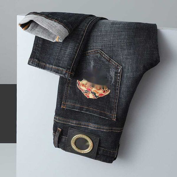 fashion mens black straight leg jeans medusa embroidered denim pants designer jeans fashion casual wear resistant pants, Blue
fashion mens black straight leg jeans medusa embroidered denim pants designer jeans fashion casual wear resistant pants, Blue
