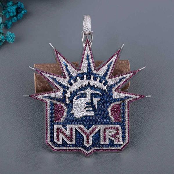 10k gold diamond pure luxury custom statue of liberty moissanite pendant hip hop jewelry pendant, Silver
10k gold diamond pure luxury custom statue of liberty moissanite pendant hip hop jewelry pendant, Silver