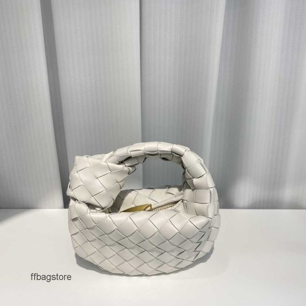 jodie cassettes designer knotted jodies girl woven bag bags 2023 bottegaa mini handbag leather hand venetaa held wrist handbags pf26
jodie cassettes designer knotted jodies girl woven bag bags 2023 bottegaa mini handbag leather hand venetaa held wrist handbags pf26