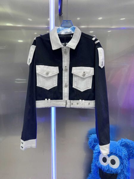 designer womens splicing design denim jacket fashion embroidered logo on the back coat size s- long sleeved denim overcoat aug02, Black;brown
designer womens splicing design denim jacket fashion embroidered logo on the back coat size s- long sleeved denim overcoat aug02, Black;brown