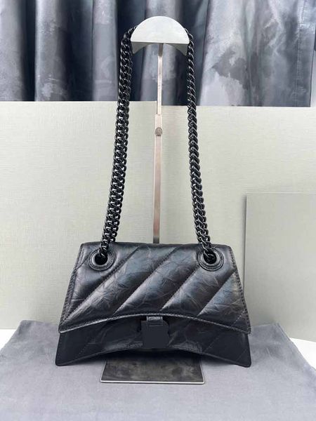 luxurys bags fashion designers womens bag crossbody flap printed handbag chains real leather ladies shoulder purse cross body clutch handbag 
luxurys bags fashion designers womens bag crossbody flap printed handbag chains real leather ladies shoulder purse cross body clutch handbag