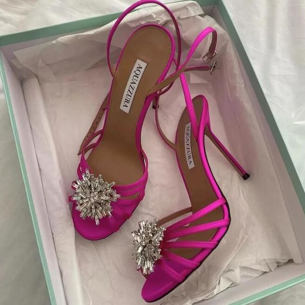 elegant stardust sandals shoes women lady aquazzura party wedding dress sandalias party wedding jeweled flower-embellishment high heels eu35, Black
elegant stardust sandals shoes women lady aquazzura party wedding dress sandalias party wedding jeweled flower-embellishment high heels eu35, Black